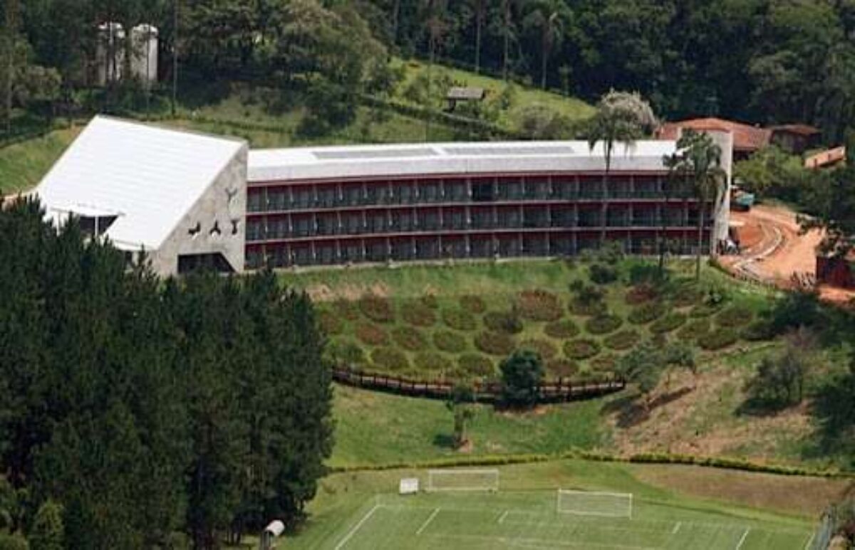 TOUR NO CT DE COTIA: Conheça toda a estrutura da CFA do São Paulo FC 